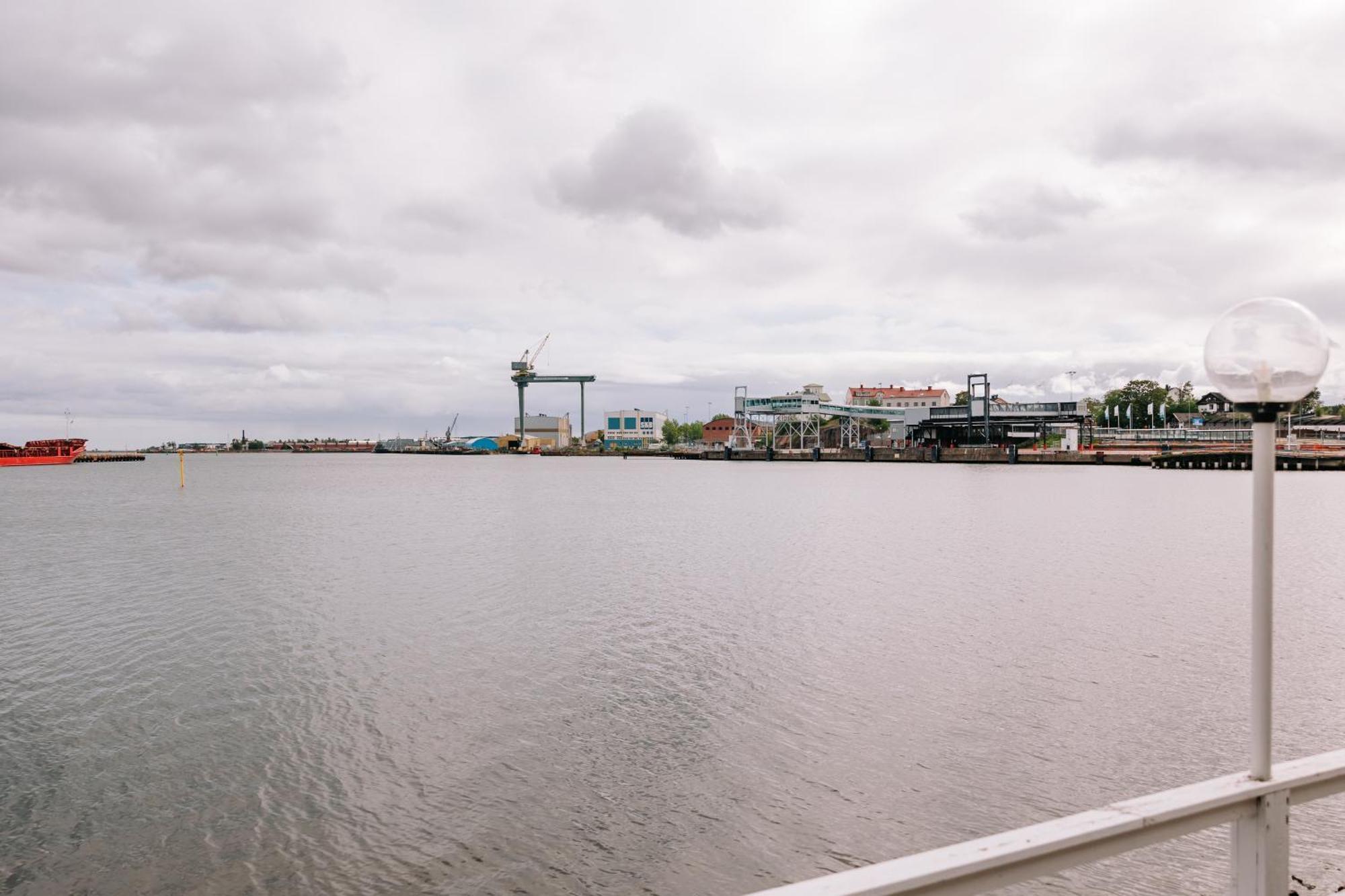 Badholmen Restaurang & Hotell ออสการ์ชัมน์ ภายนอก รูปภาพ